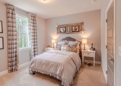 Robuck Homes - Crabtree - Bedroom