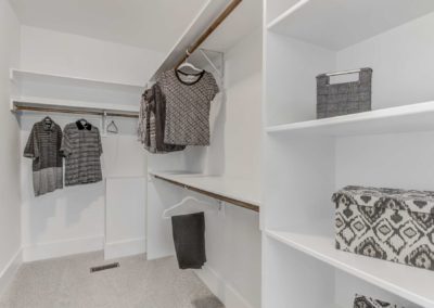 Robuck Homes - Crabtree - Owners Closet