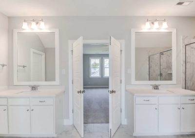 Robuck Homes - Davidson - Bath