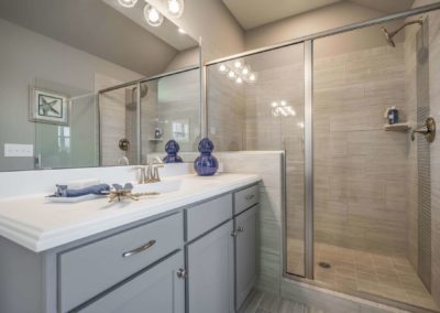 Robuck Homes - Davidson - Bath