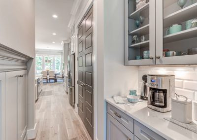 Robuck Homes - Madison - Arts and Crafts - Butlers Pantry