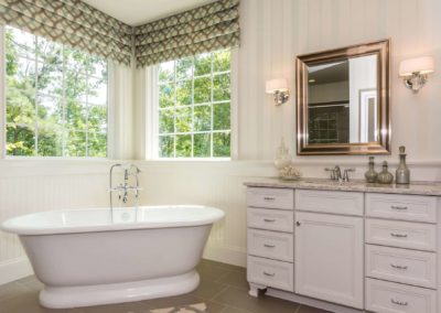 Robuck Homes - Madison - Bath