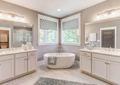 Robuck Homes - Madison - Bath