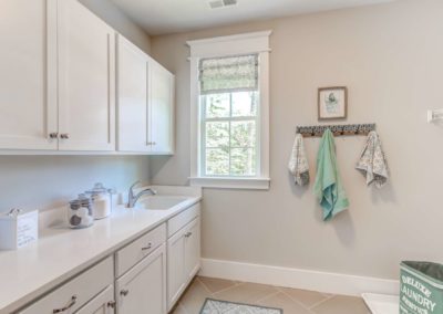 Robuck Homes - Madison - Laundry