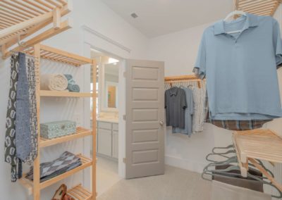 Robuck Homes - Holden - Owners Closet